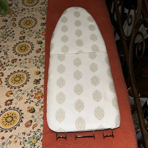 Folding/Table Top Ironing Board - Picture 3 of 13